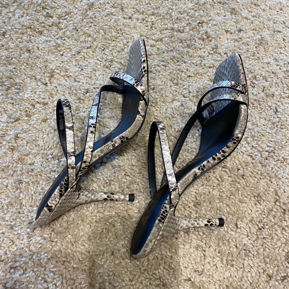 Alias Mae Women’s Mollie Heels Snakeskin Size 36 Open Toe Strappy Sandals - Picture 10 of 12